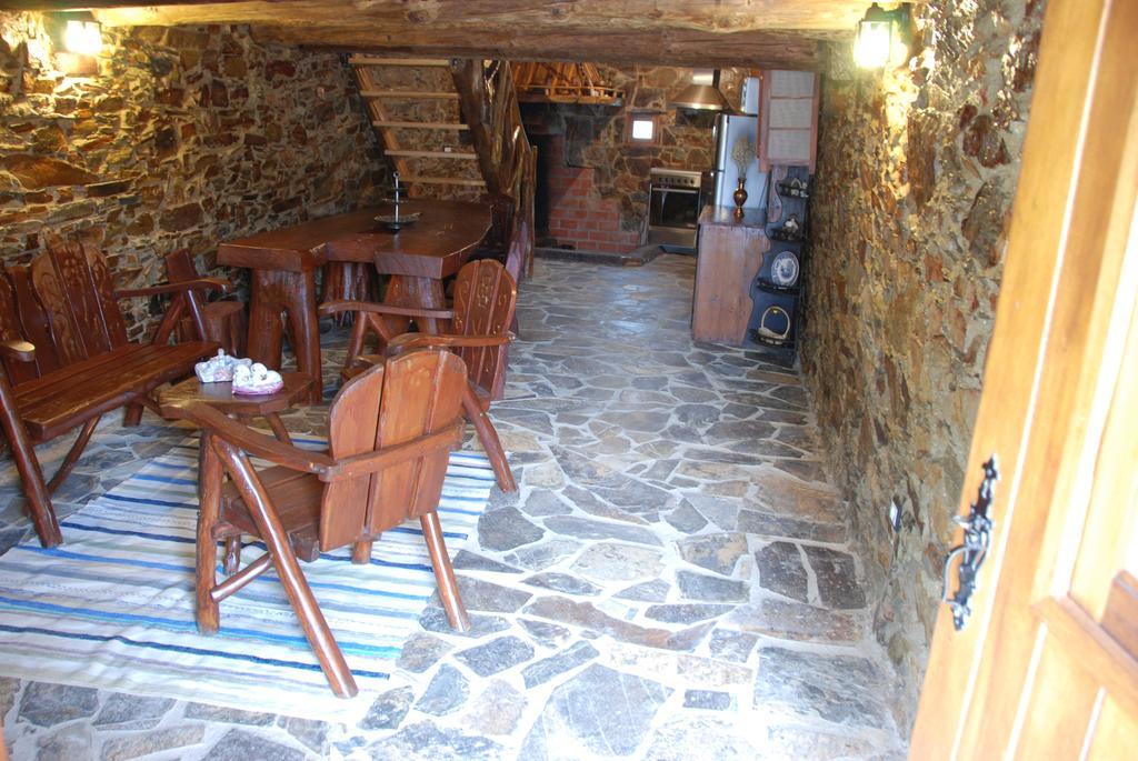 Parque Tematico Vale De Mouro Villa Ngoại thất bức ảnh