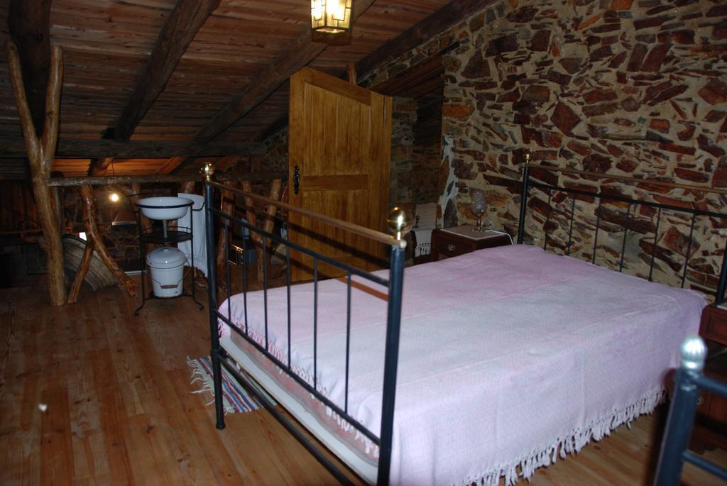 Parque Tematico Vale De Mouro Villa Ngoại thất bức ảnh